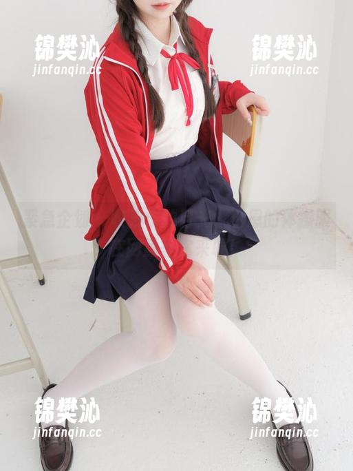 紧急企划 - 收集你的目光，小恩的体操服在网盘等你来取！