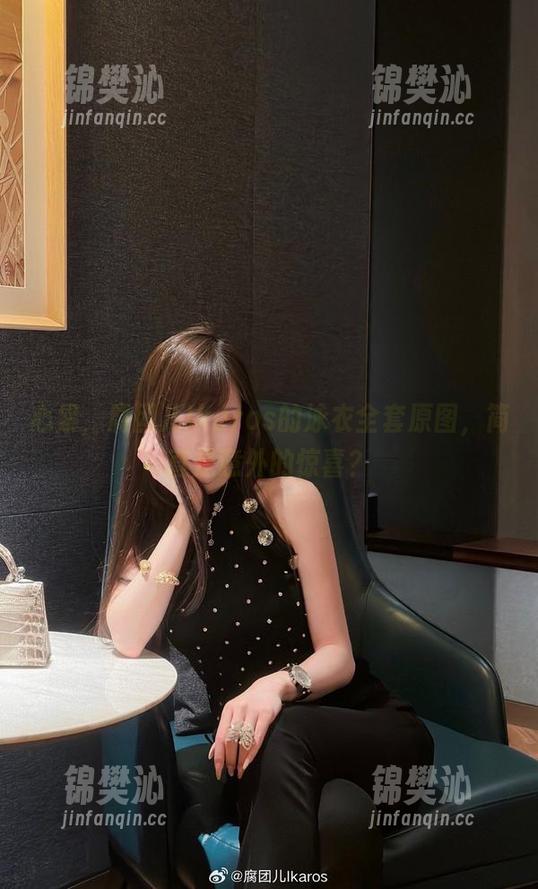 心累，腐团儿Ikaros的泳衣全套原图，简直是意外的惊喜？