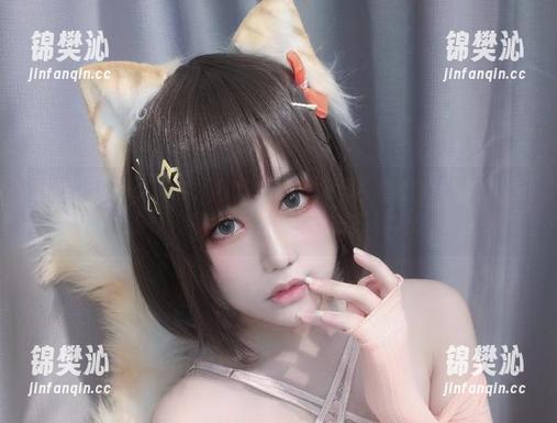 芊川一笑MNK的蕾丝作品让我感到—这是超乎我想象的好，有种让人想卷进去的魔力！