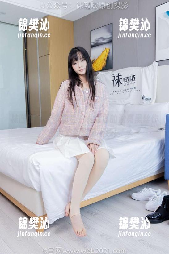 袜啵啵 - 大家快看，小甜豆的油亮黑丝作品合集新剧情上线！