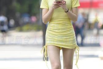 魔镜街拍 - 从皇权到优雅,曼曼女王的套图更新令人逼近疯狂的时代!
