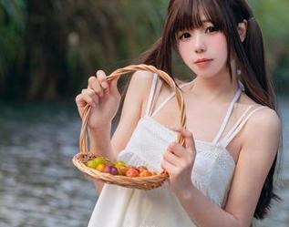 大家都在说黏黏团子兔原图在线，快来一探究竟，黑神话悟空和蜘蛛精四妹的搭配让人咋舌。